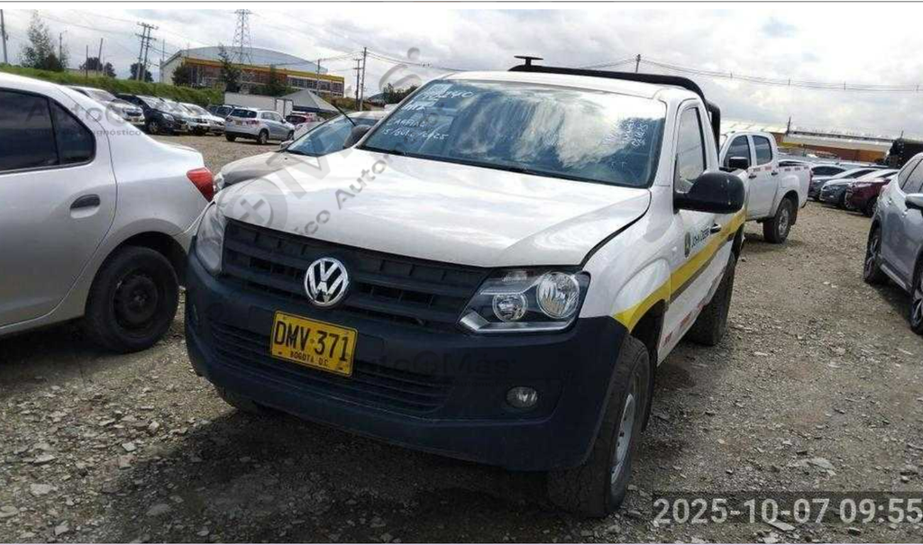 VOLKSWAGEN AMAROK TRENLINE 2.0 T MEC 4*4