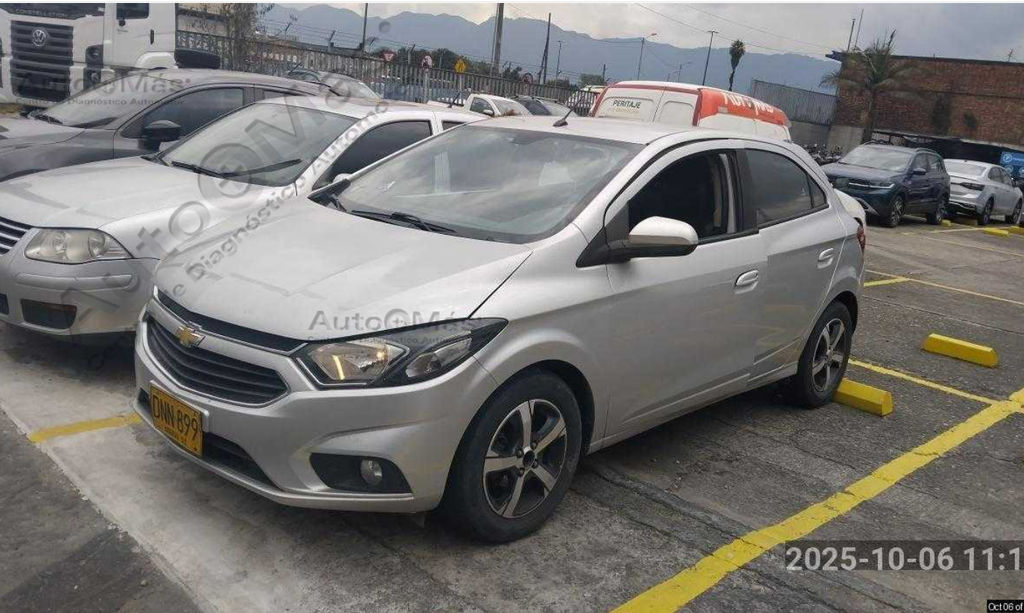 LOTE # 33 [ BYD040-CCN200-UGQ040-DNN899 ]