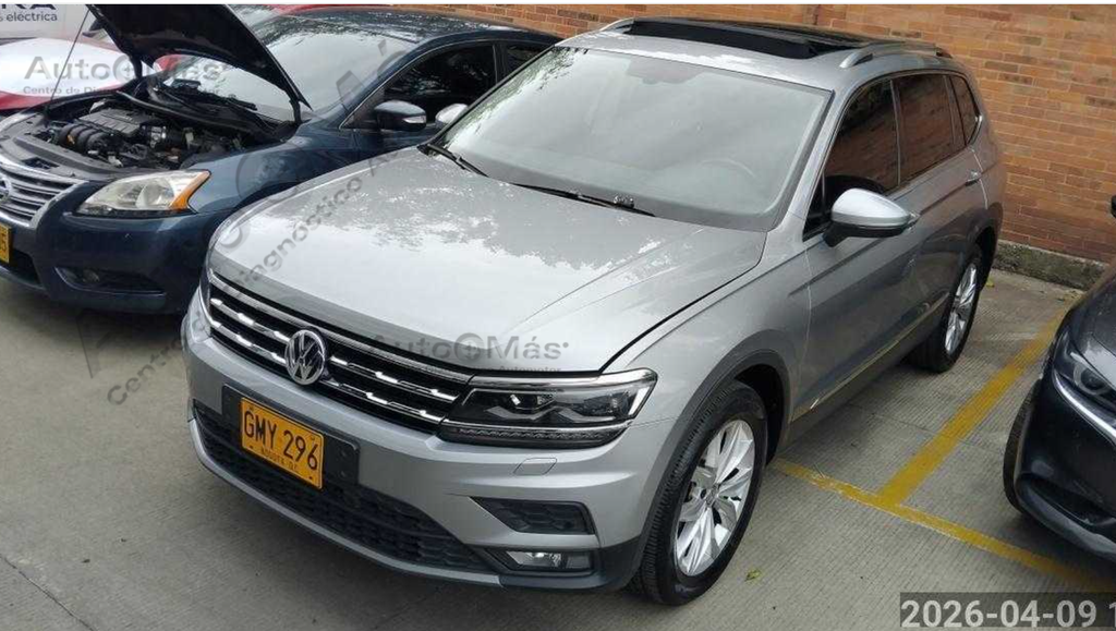 VOLKSWAGEN TIGUAN ALLPACE CONFORTLINE 1400 T AUT