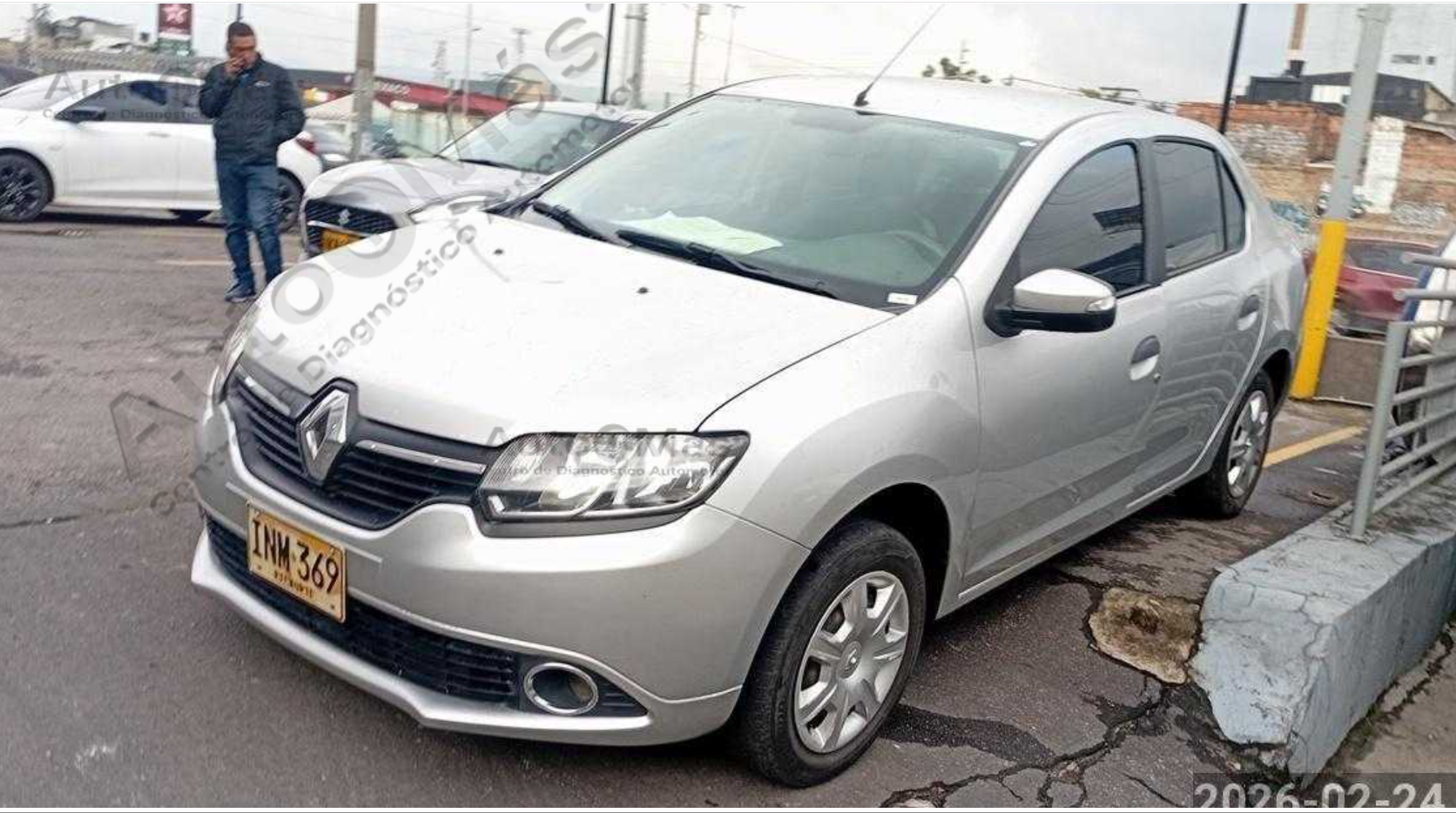 Puja por RENAULT LOGAN EXPRESION 1600 MEC A/A